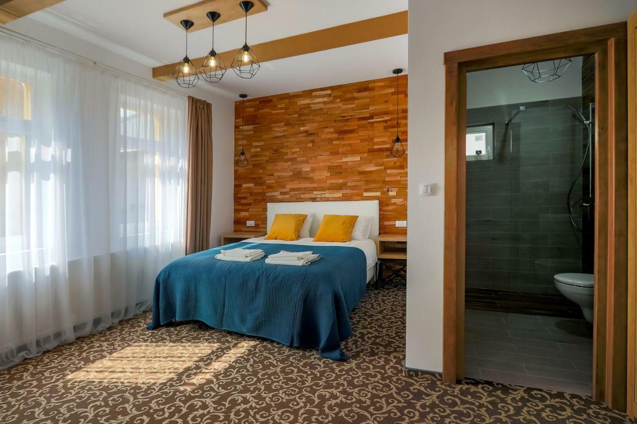 Residence Rooms Bucovina Campulung Moldovenesc Exterior photo